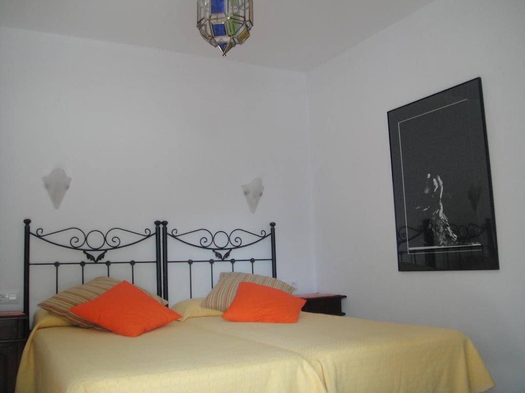 Casa La Felicidad Ξενοδοχείο Chiclana de la Frontera Δωμάτιο φωτογραφία